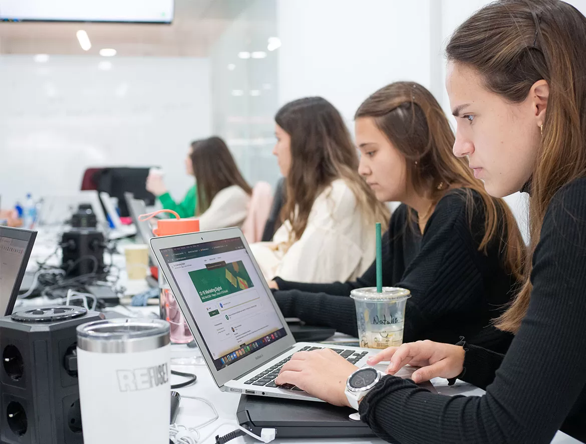 instalaciones-clase-marketing-digital-estudios
